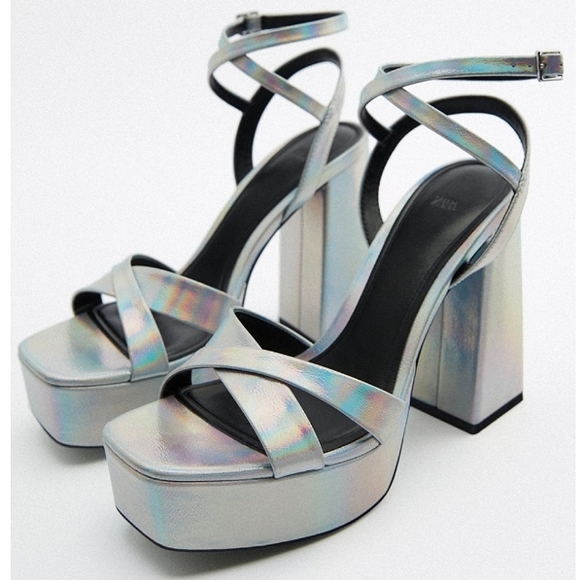 Sale🥳NWT Zara Holographic Platform Strappy Style Retro Block Heels